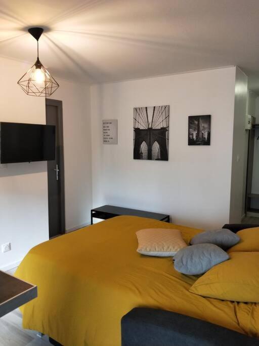 Mega Jeanne D'Arc Billard Baby Foot Logements Insolites Nancy Exterior foto
