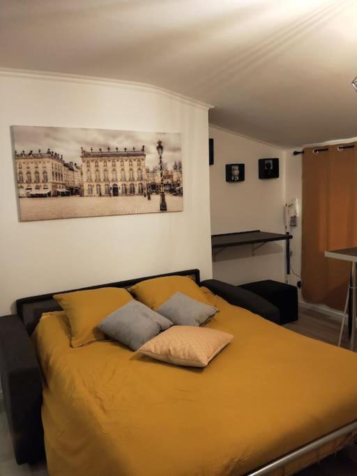 Mega Jeanne D'Arc Billard Baby Foot Logements Insolites Nancy Exterior foto