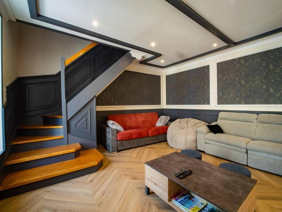 Mega Jeanne D'Arc Billard Baby Foot Logements Insolites Nancy Exterior foto